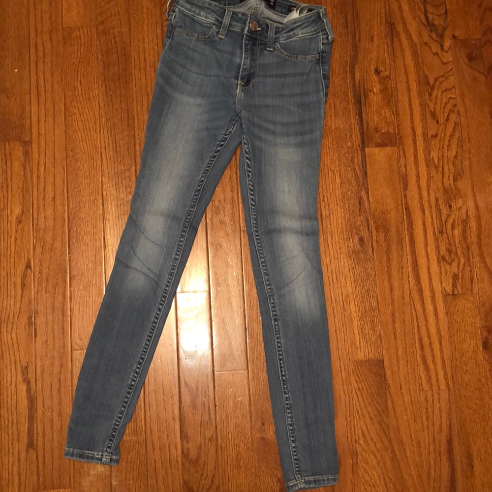 hollister jeans